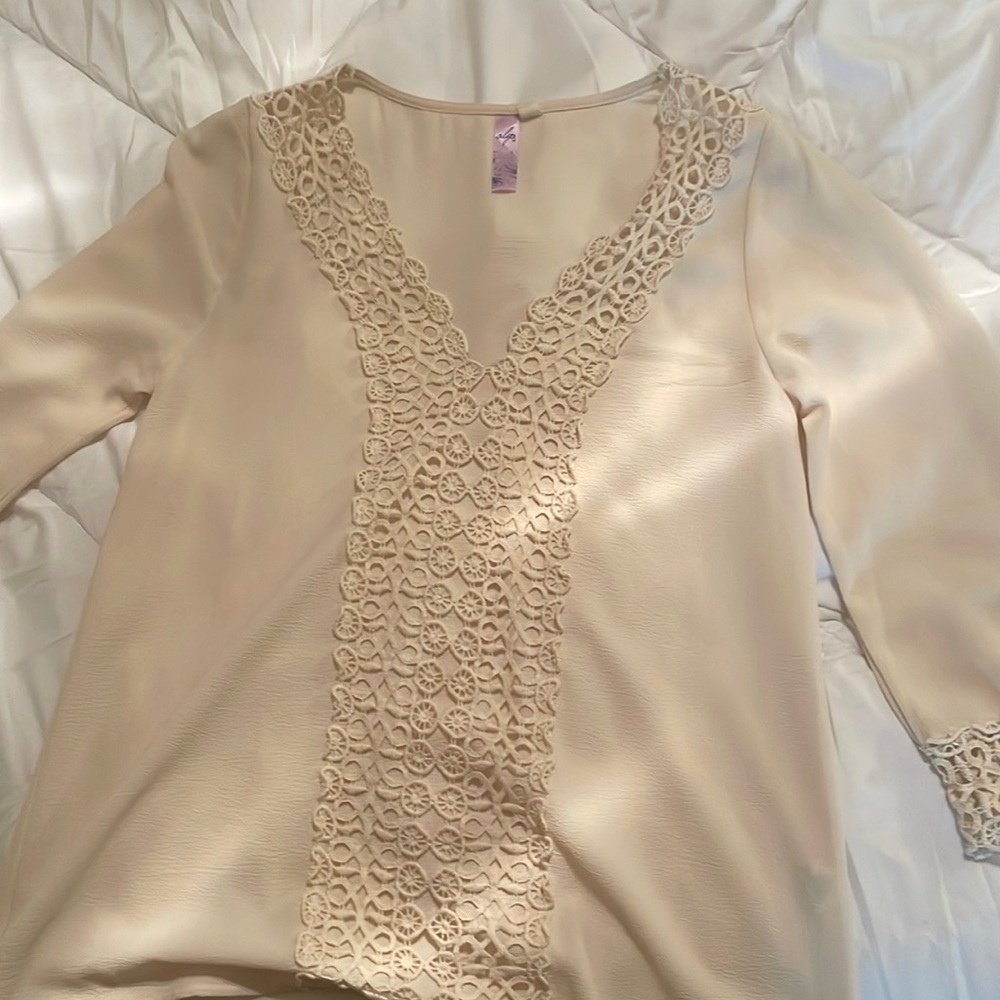 Franscessas cream top